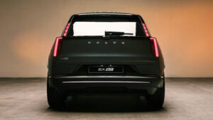 Volvo EX60 - полная задняя часть.