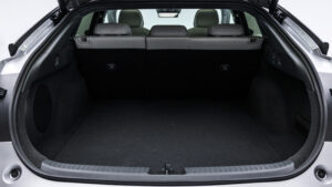 Xpeng P7+ - загрузка загрузки.