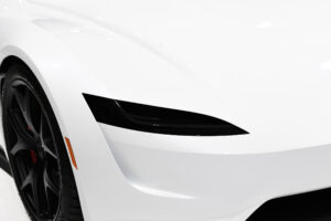 Тесла Родстер - фары.