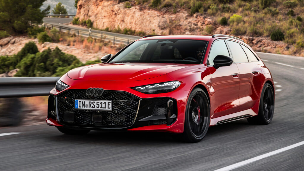 Audi RS 5 Avant - front