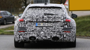 Audi RS5 Avant с задней частью.