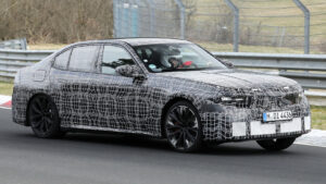 BMW Neue Klasse Sedan - передний угол наклона.