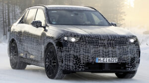 BMW X5 - передние 3/4 холодной погоды.