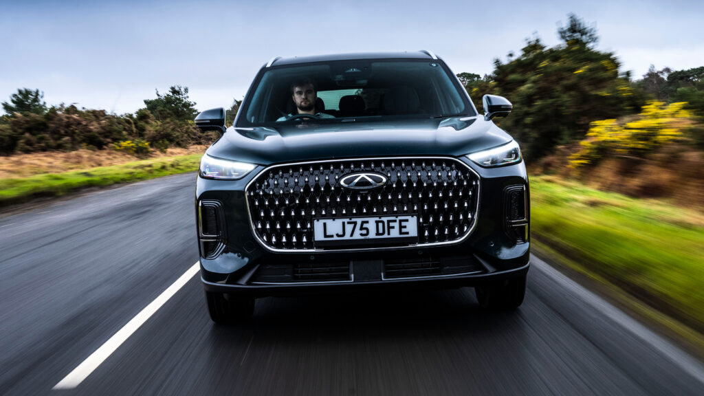 New Chery Tiggo 9 2025 UK review - head on