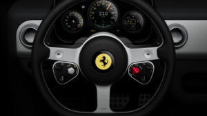 Ferrari Luce - рулевое колесо