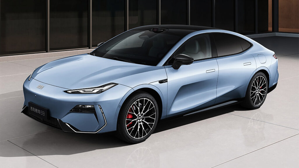 Geely Galaxy G8: 636-сильный электрический седан может появиться в Великобритании в качестве модели ореола бренда Geely Galaxy E8 - front angled