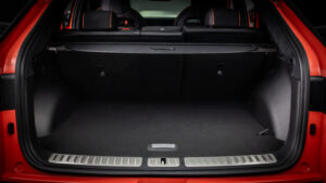 Genesis GV60 Magma - загрузка с загрузкой