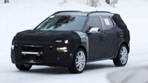 Hyundai compact SUV - front 3/4