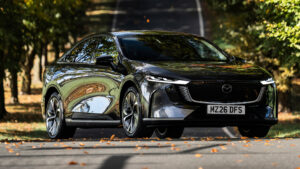 Mazda 6e - статический передний 3/4 серый
