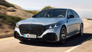 Мерседес S-класс facelift - фронтальное действие.