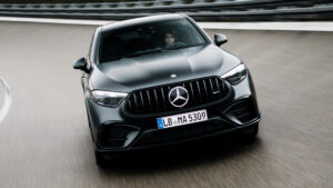 Mercedes-AMG GLC 53 Coupe - полная передняя часть.