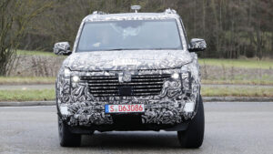 Новый Mitsubishi Shogun - передний край.