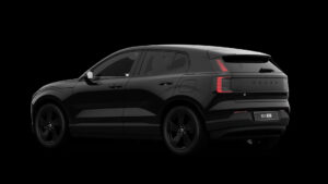 Volvo EX30 Black Edition - задняя студия.