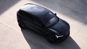 Volvo EX30 Black Edition - front