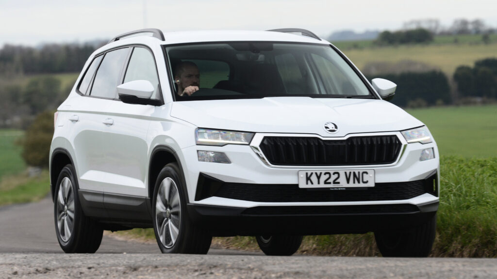 Skoda Karoq facelift - front action