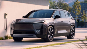 Toyota Highlander BEV - передняя зарядка 3/4 заряда.