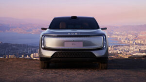 AUDI E7X (серый) - передняя статика.