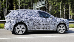 BMW X1 - шпионский снимок 6