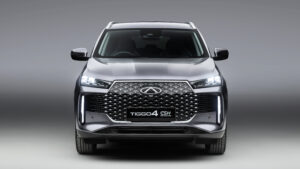 Chery Tiggo 4 - полная передняя часть.