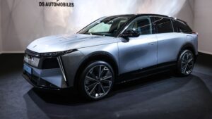 DS No7 - передняя статическая студия.