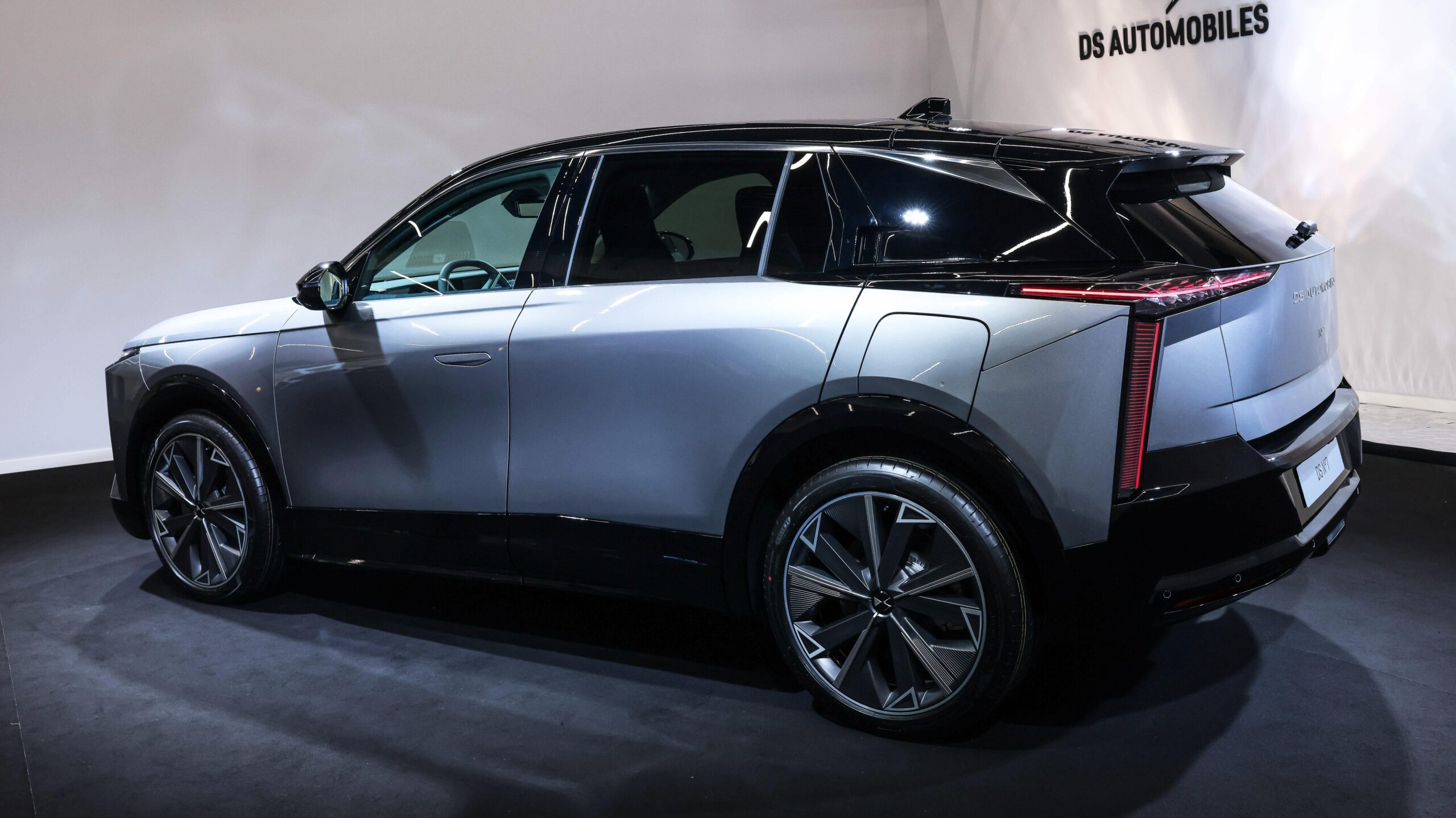 DS No7 - задняя студия.