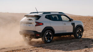 Dacia Duster AWD с задним приводом.