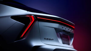 Хонда Инсайт - задняя часть.