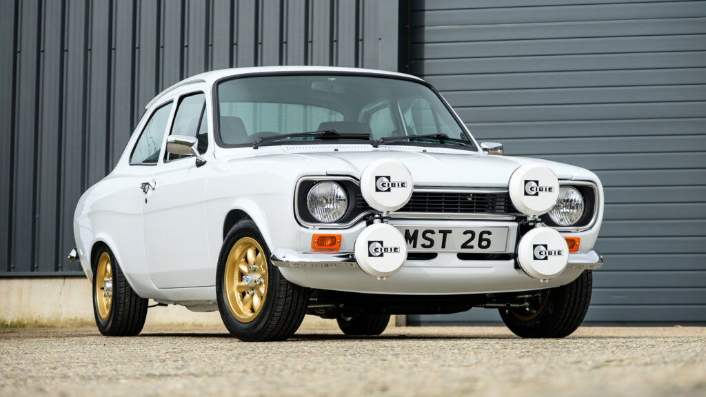 Ford Escort MST Mk1 Sports возвращает икону к жизни MST Mk1 Sports Escort remake - front 3/4