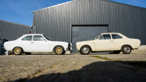 MST Mk1 Sports Escort remake - боковой профиль с оригинальным эскортом.