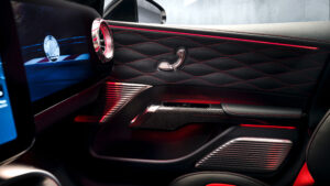 Mercedes-AMG GT 4-дверное купе - двери двери.