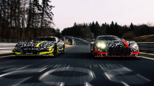 Тизер Mercedes-AMG GT Track Sport - передний край автомобиля.