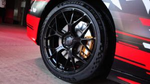 Mercedes-AMG электрический суперсалон - колесо колеса.