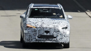 Mercedes GLA - передняя часть.