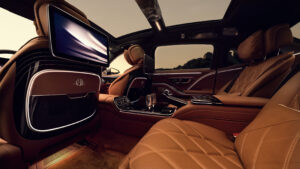 Mercedes-Maybach S-класс - задние сиденья.