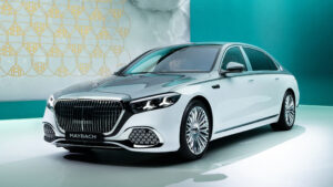 Мерседес-Майбах S-класс - передняя студия.
