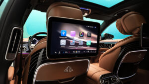 Мерседес-Майбах S-класс - задний экран.