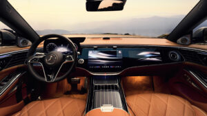 Mercedes-Maybach S-Class - dash