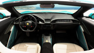 Ferrari Amalfi Spider - интерьерный интерьер.