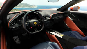 Ferrari Amalfi Spider - кабина с пауком.