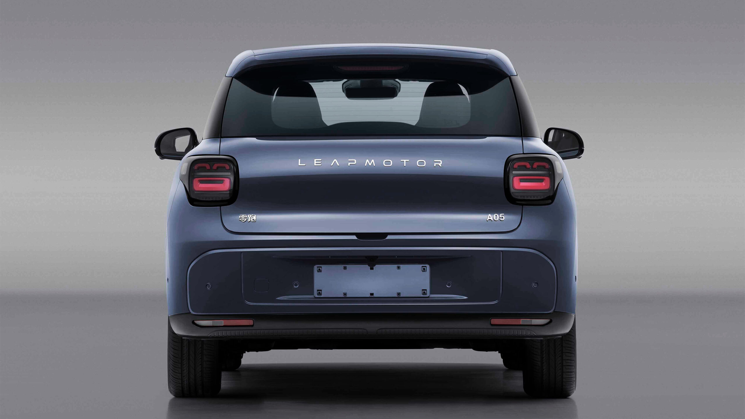 Новый Leapmotor B03 - задняя часть.