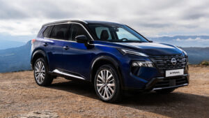 Новый Nissan X-Trail N-Trek - синий фронт 3/5