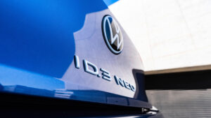 Volkswagen ID.3 Neo - задние значки.