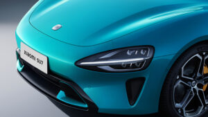 Xiaomi SU7 - передние фары.