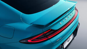 Xiaomi SU7 - задние задние фонари.