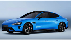 Xiaomi SU7 - front angled