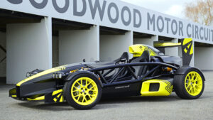 Ариэль Атом 4RR - фронтальный угол.