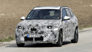 BMW X1 Facelift - front 3/4