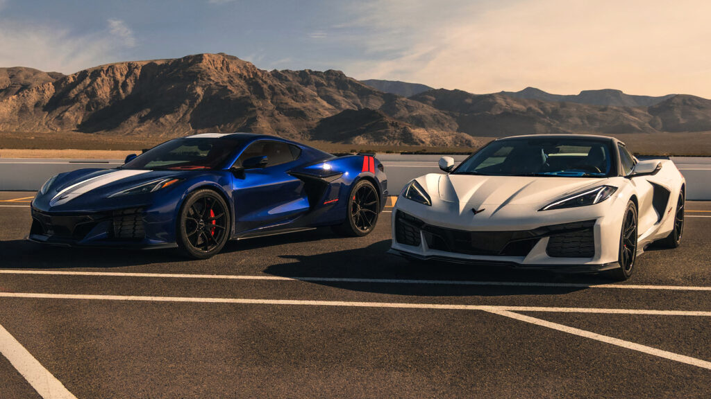Chevrolet Corvette Grand Sport and Grand Sport X - front 3/4