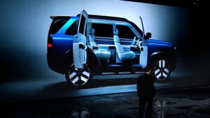 Freelander 97 Concept - открытые двери.