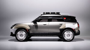 MINI x Vagabund - с боковой стороны